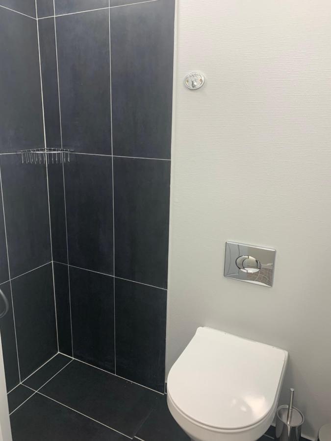 Skovbakkegaardens Bed & Bath - Vaerelser Med Eget Bad Ålborg Exteriör bild