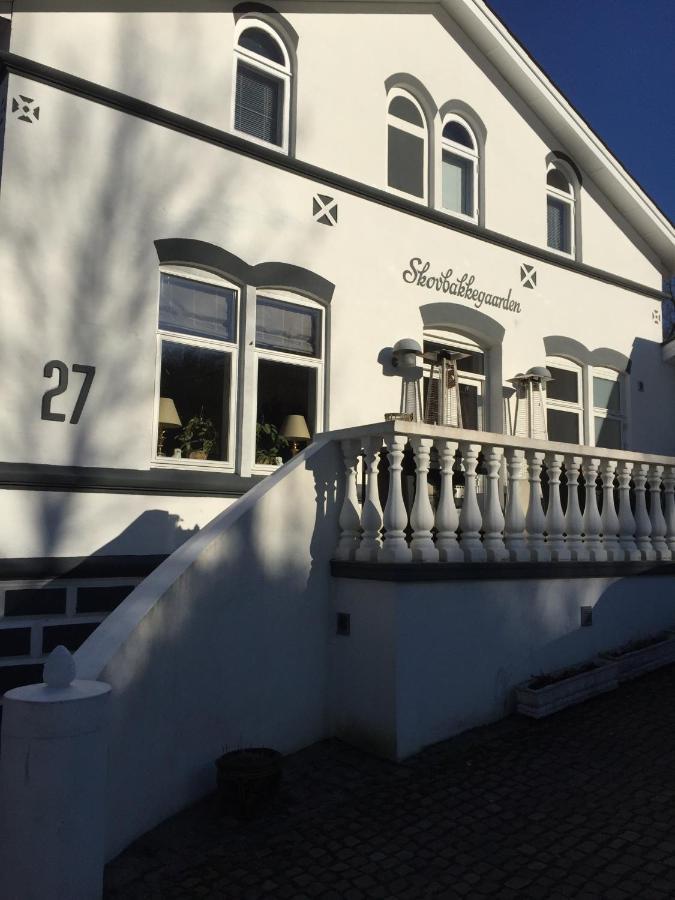 Skovbakkegaardens Bed & Bath - Vaerelser Med Eget Bad Ålborg Exteriör bild